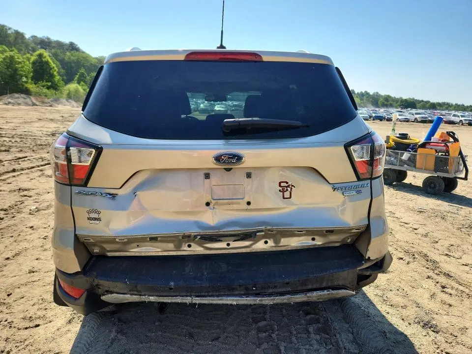 2017 FORD ESCAPE TITANIUM  