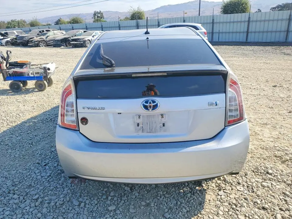 2013 TOYOTA PRIUS THREE  