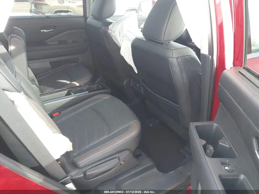 2023 NISSAN PATHFINDER PLATINUM 4WD