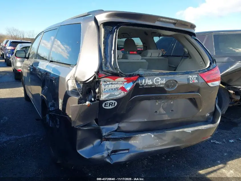 2012 TOYOTA SIENNA LE V6 8 PASSENGER