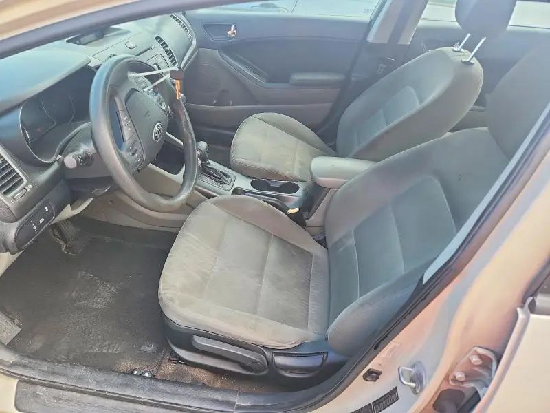 2015 KIA FORTE LX  