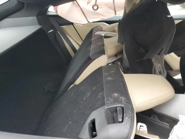 2016 TESLA MODEL S   
