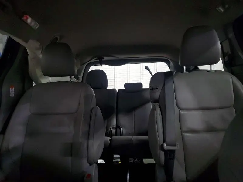 2015 TOYOTA SIENNA XLE  