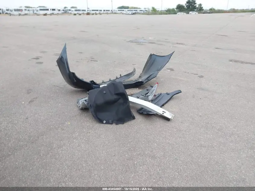 2015 TOYOTA CAMRY XLE