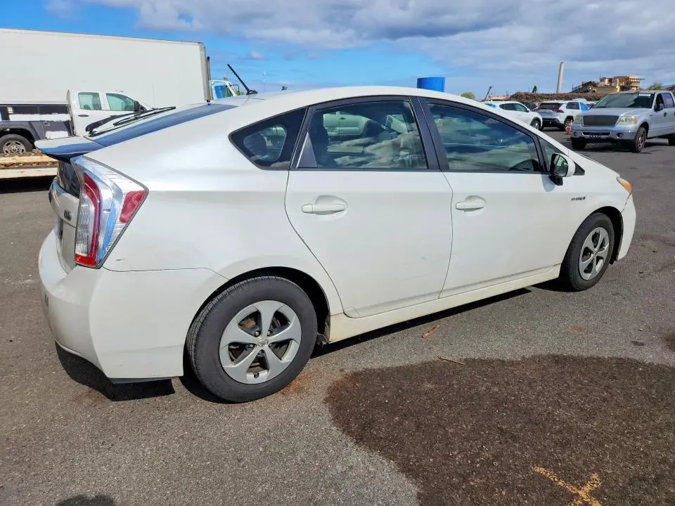 2012 TOYOTA PRIUS ONE  