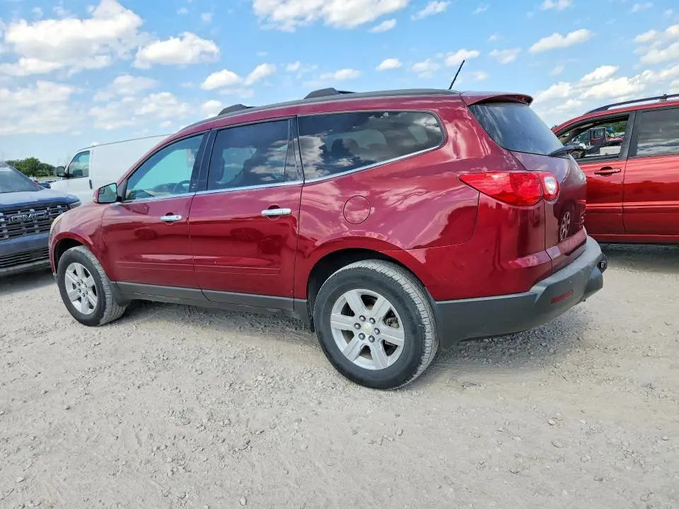 2011 CHEVROLET TRAVERSE LT  