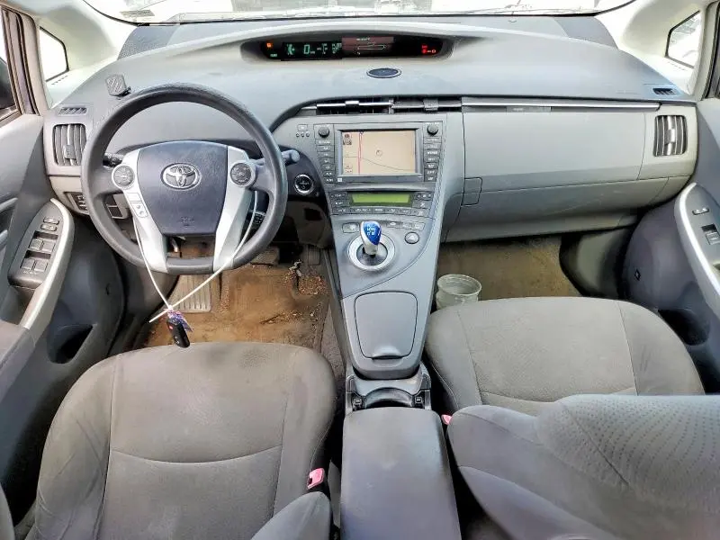 2011 TOYOTA PRIUS THREE  