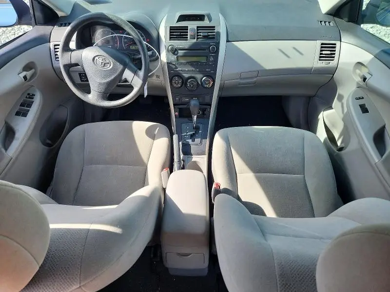 2013 TOYOTA COROLLA BASE  