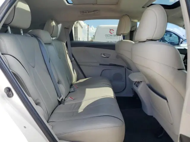 2014 TOYOTA VENZA LE  