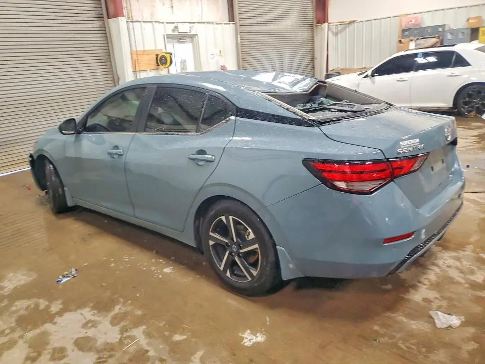 2024 NISSAN SENTRA SV  