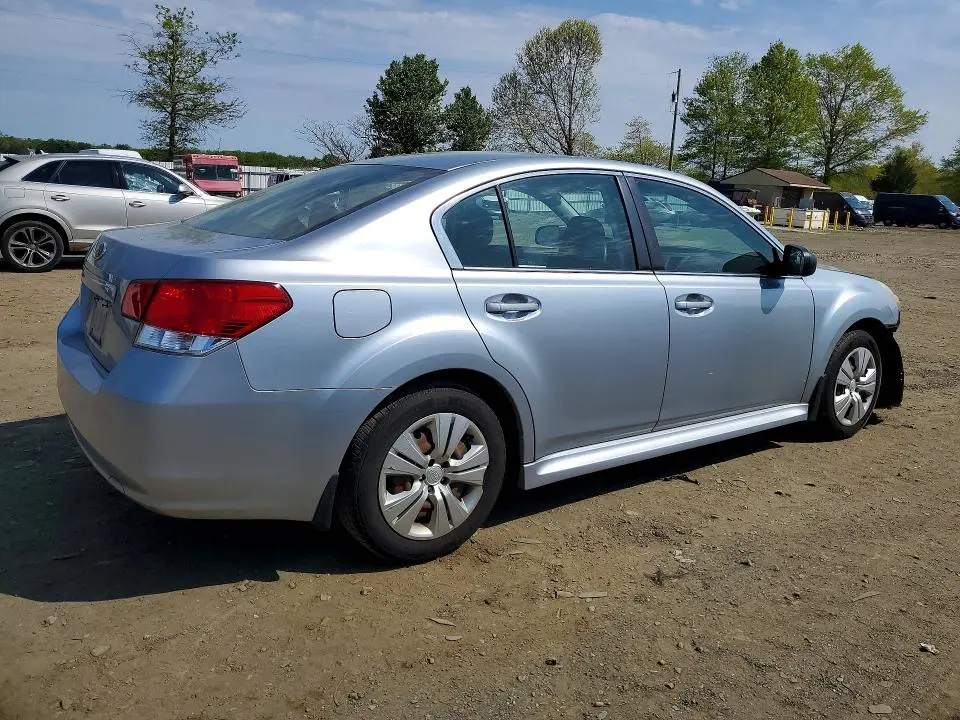 2013 SUBARU LEGACY 2.5I  