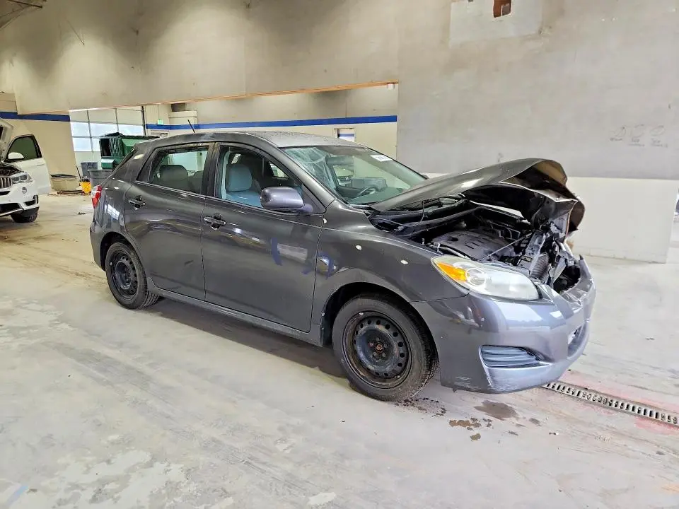 2010 TOYOTA MATRIX BASE  