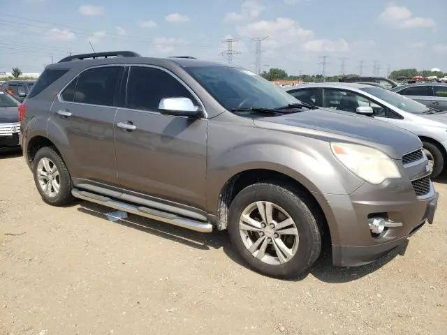 2010 CHEVROLET EQUINOX LT  