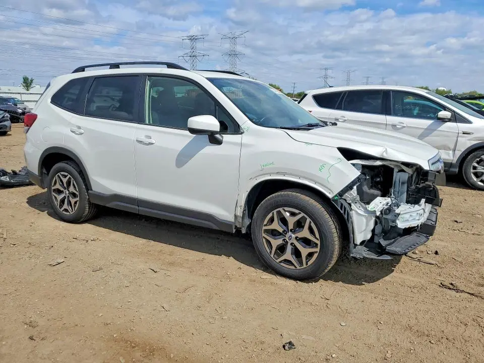 2019 SUBARU FORESTER PREMIUM  