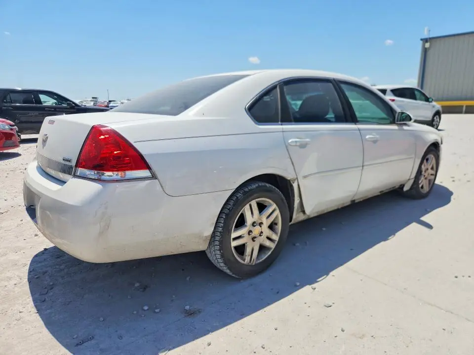 2011 CHEVROLET IMPALA LT  