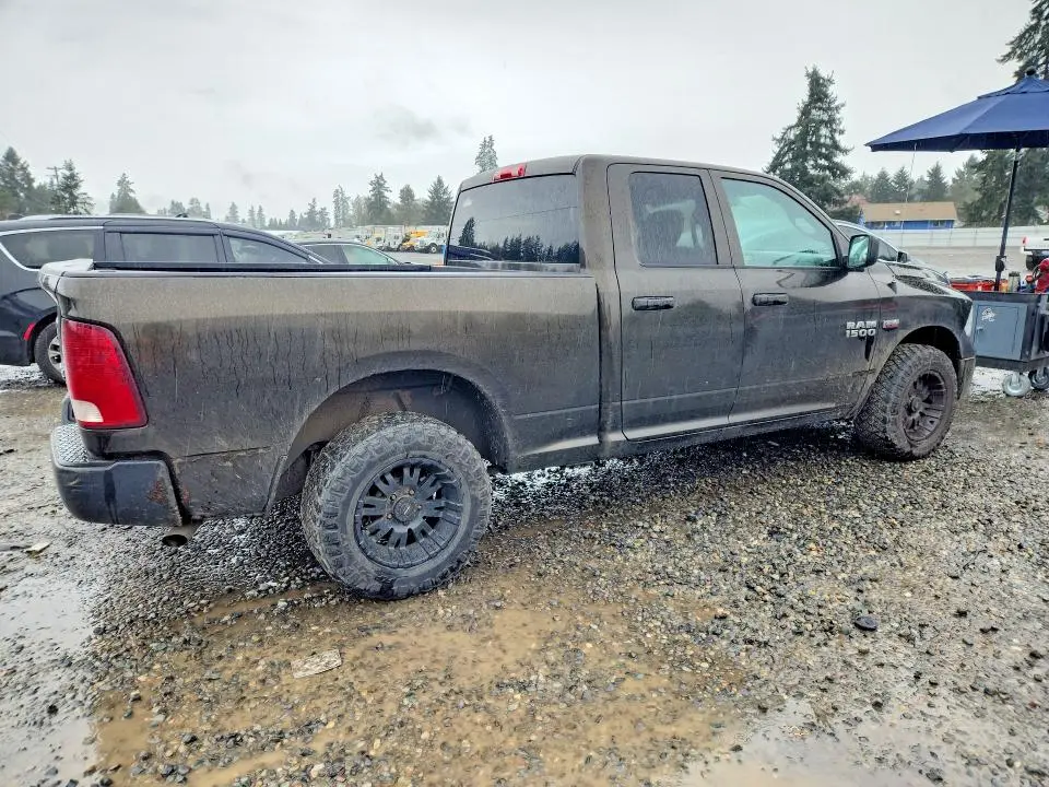 2014 RAM 1500 ST  