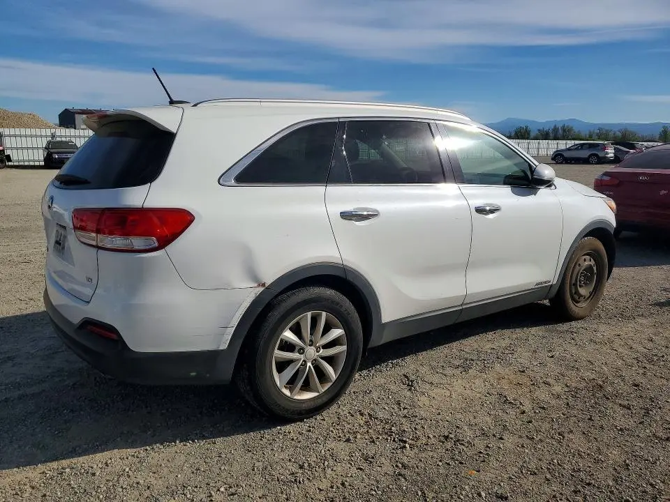 2017 KIA SORENTO LX V6  