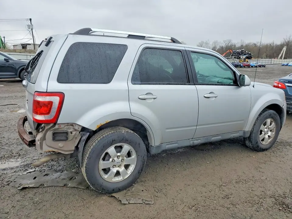 2011 FORD ESCAPE LIMITED  