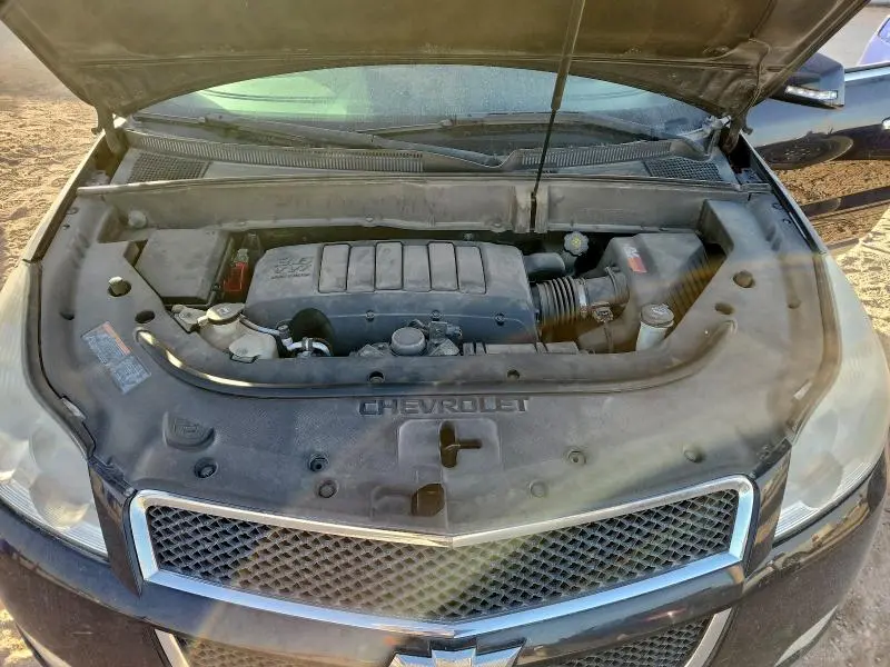 2011 CHEVROLET TRAVERSE LT  