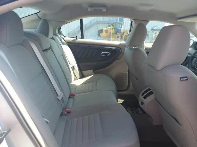 2010 FORD TAURUS SE  