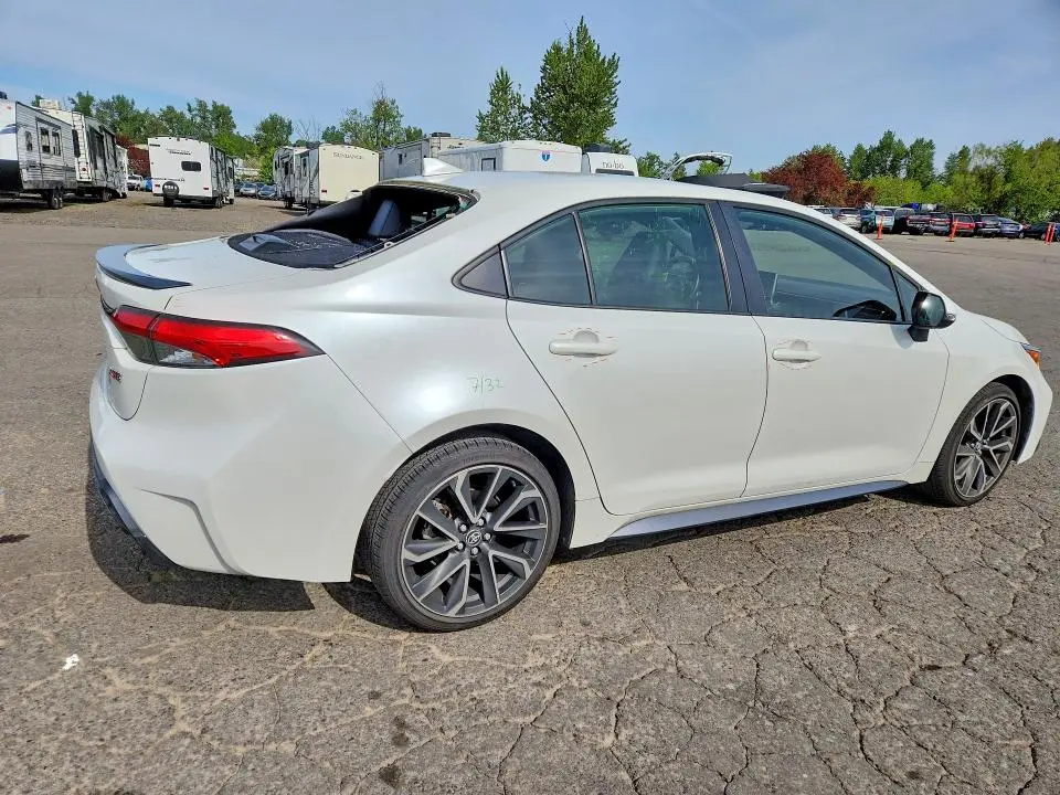 2020 TOYOTA COROLLA XSE  