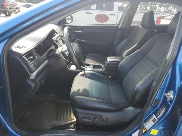 2017 TOYOTA CAMRY LE