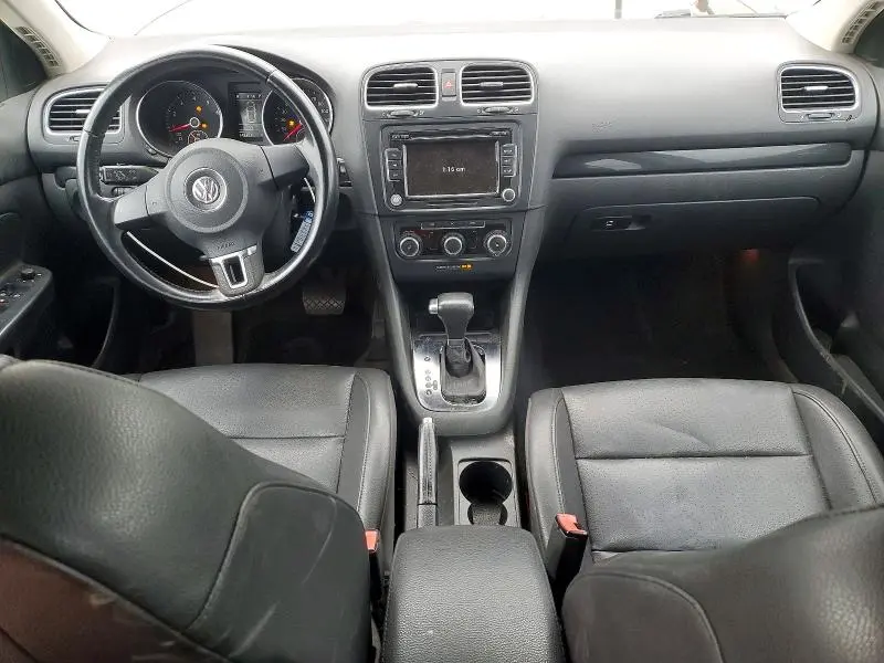 2010 VOLKSWAGEN JETTA SE  