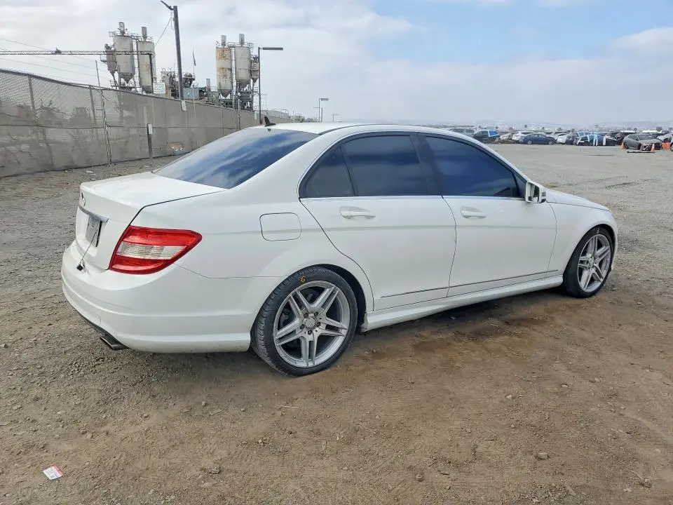 2010 MERCEDES-BENZ C 300  