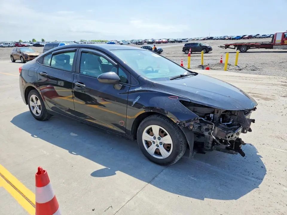 2018 CHEVROLET CRUZE LS  