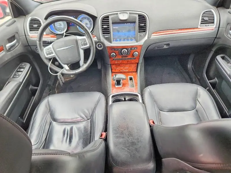 2013 CHRYSLER 300   