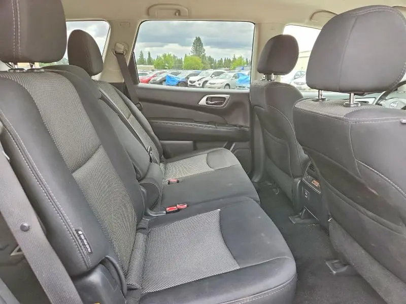 2018 NISSAN PATHFINDER SV  