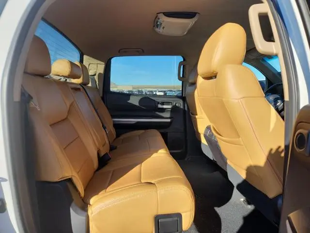 2014 TOYOTA TUNDRA CREWMAX SR5  