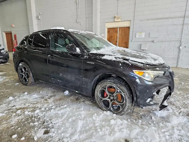 2023 ALFA ROMEO STELVIO TI  