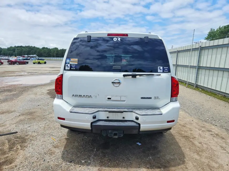 2011 NISSAN ARMADA SV  