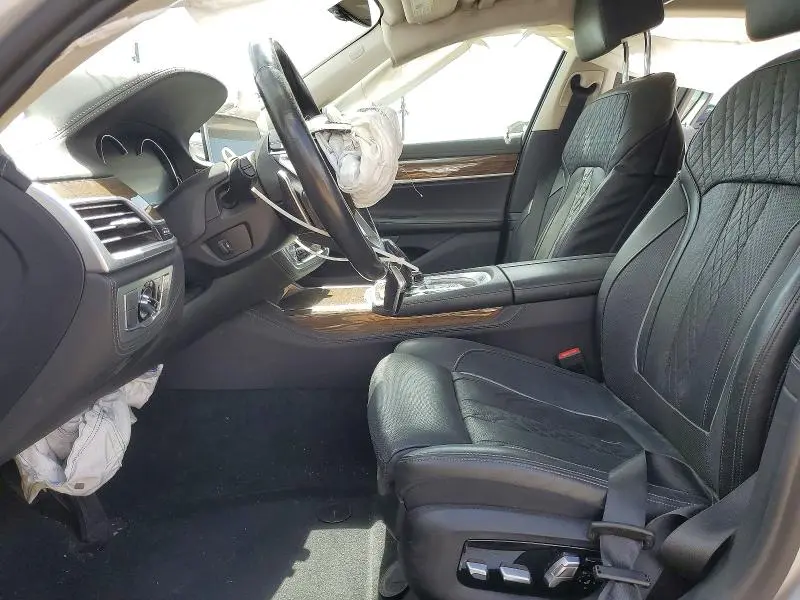 2018 BMW 750 I  