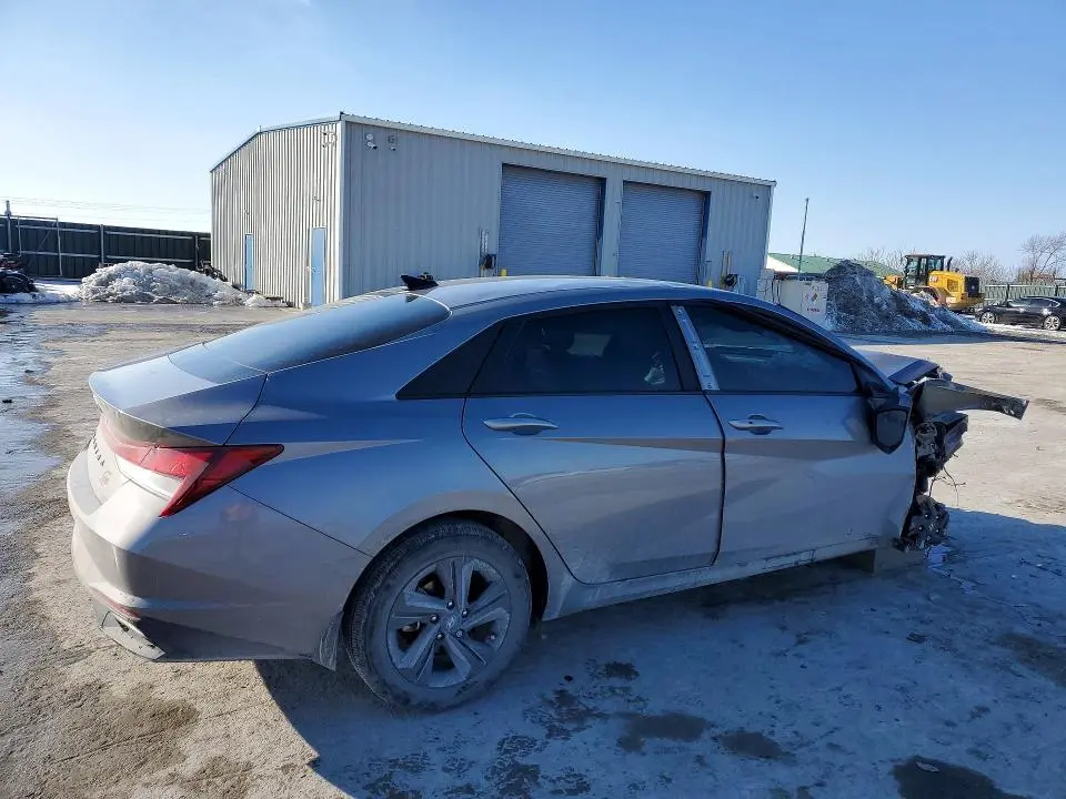 2023 HYUNDAI ELANTRA SEL  