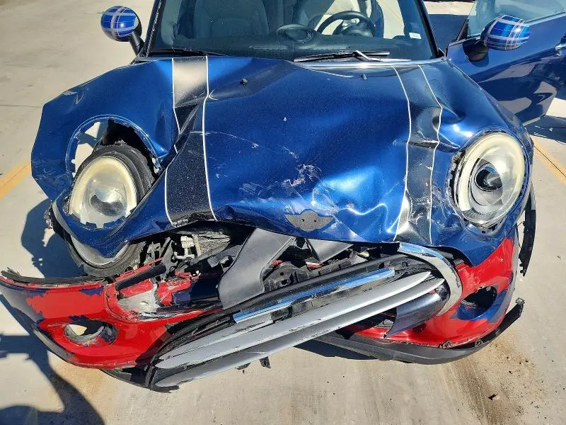 2014 MINI COOPER   