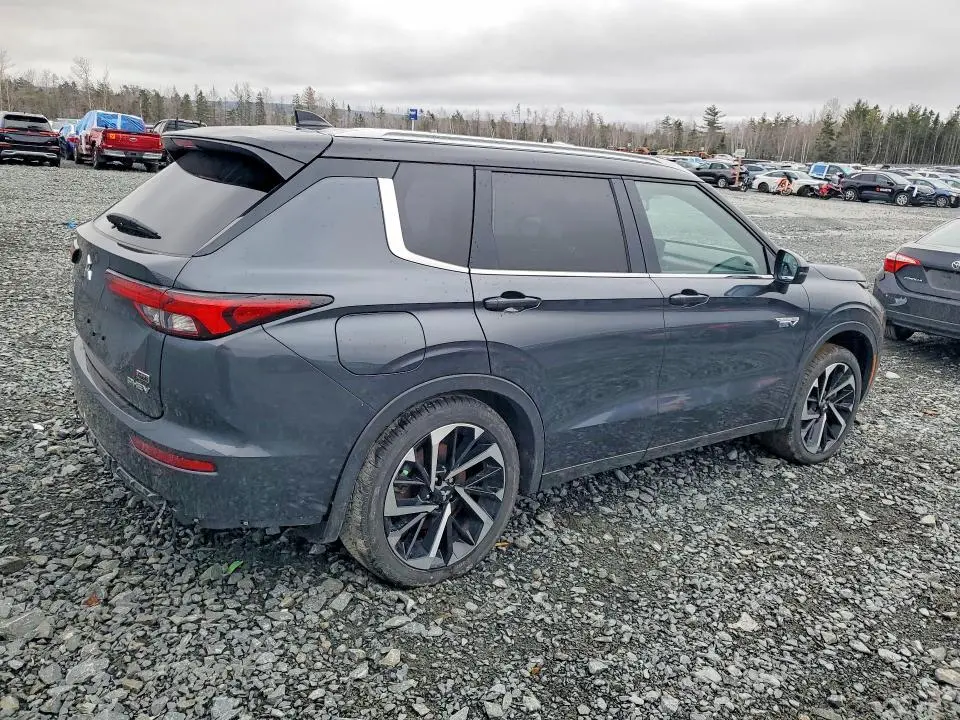 2025 MITSUBISHI OUTLANDER SEL  