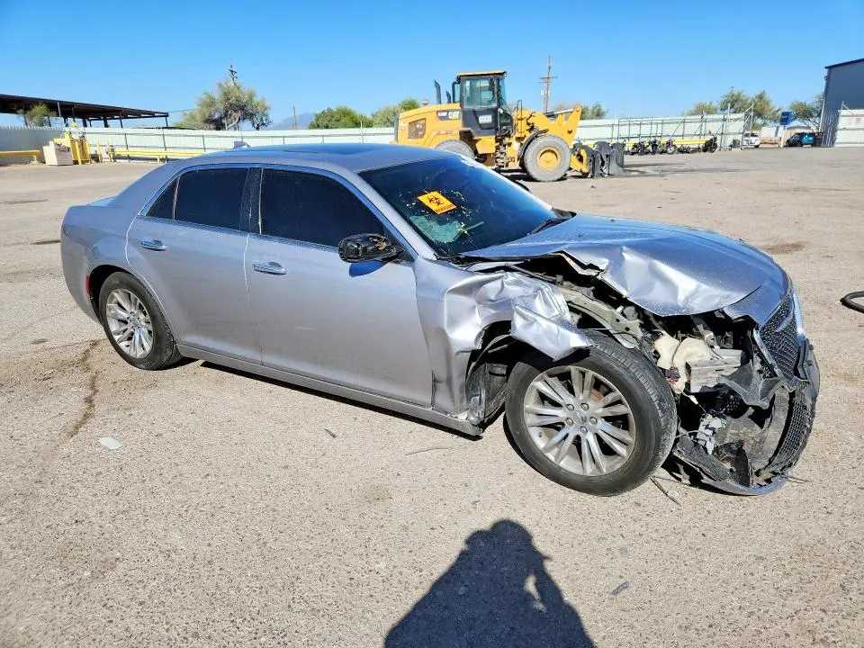 2016 CHRYSLER 300C   