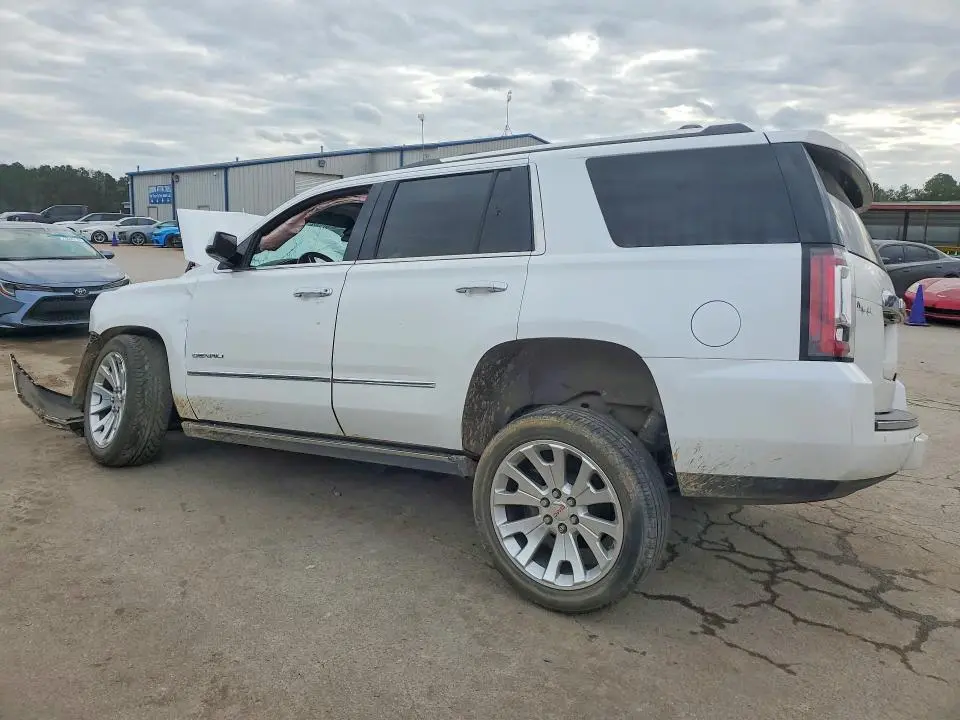 2019 GMC YUKON DENALI  