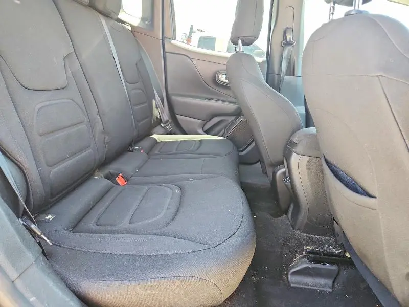 2020 JEEP RENEGADE LATITUDE  
