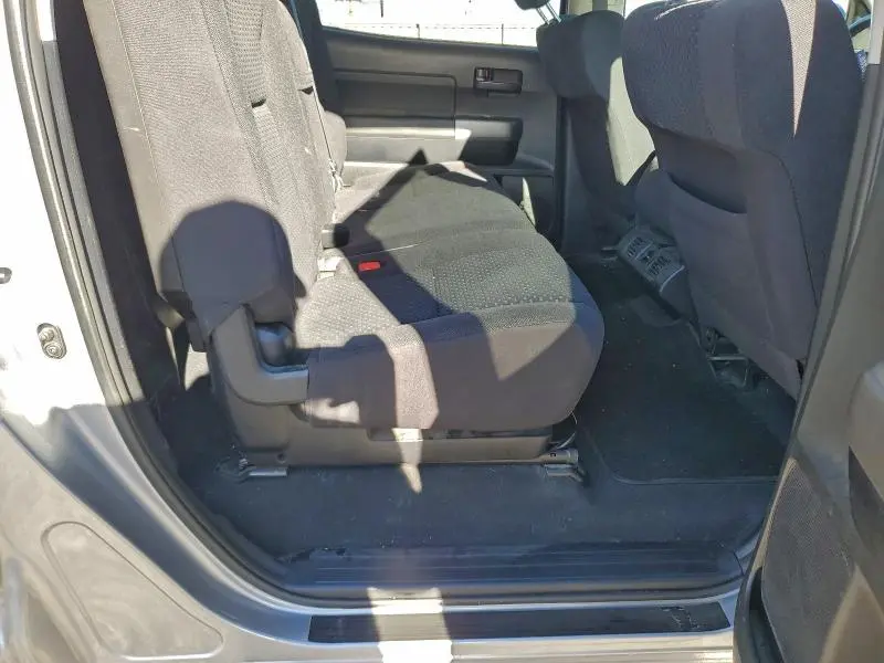 2013 TOYOTA TUNDRA CREWMAX SR5  