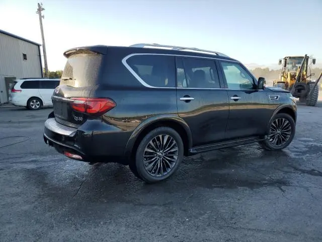 2021 INFINITI QX80 LUXE  