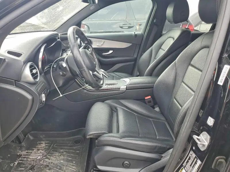 2021 MERCEDES-BENZ GLC 300 4MATIC  