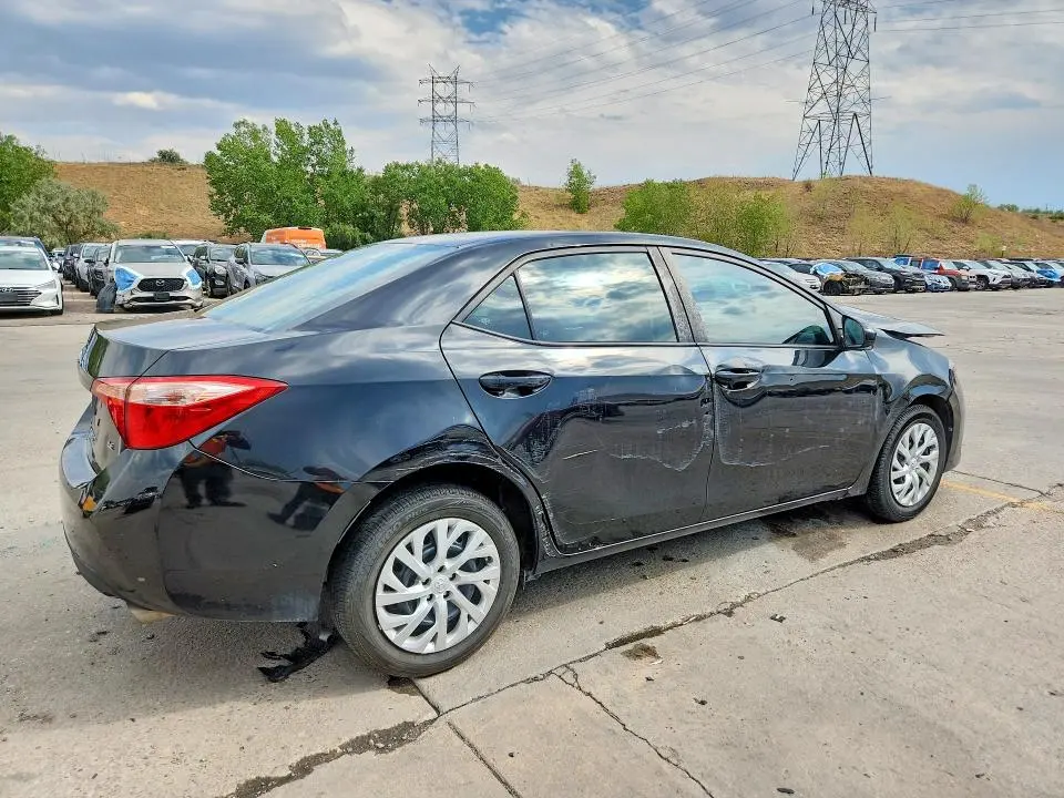 2018 TOYOTA COROLLA LE  