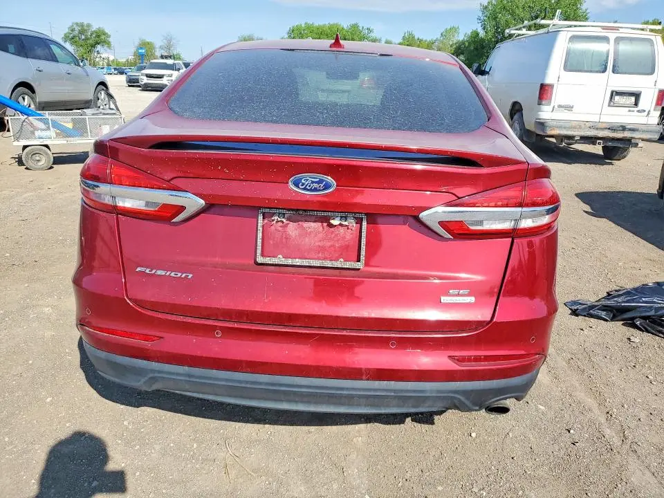 2019 FORD FUSION SE  