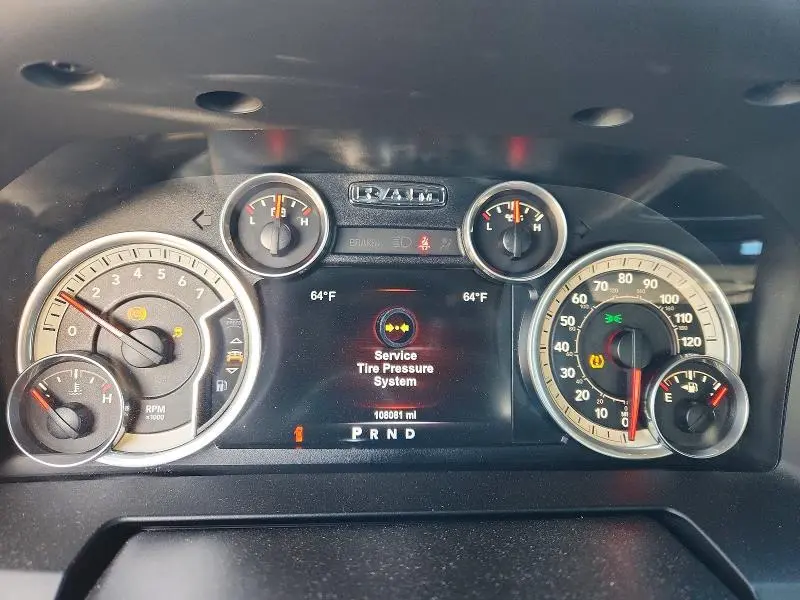 2015 RAM 1500 LARAMIE  