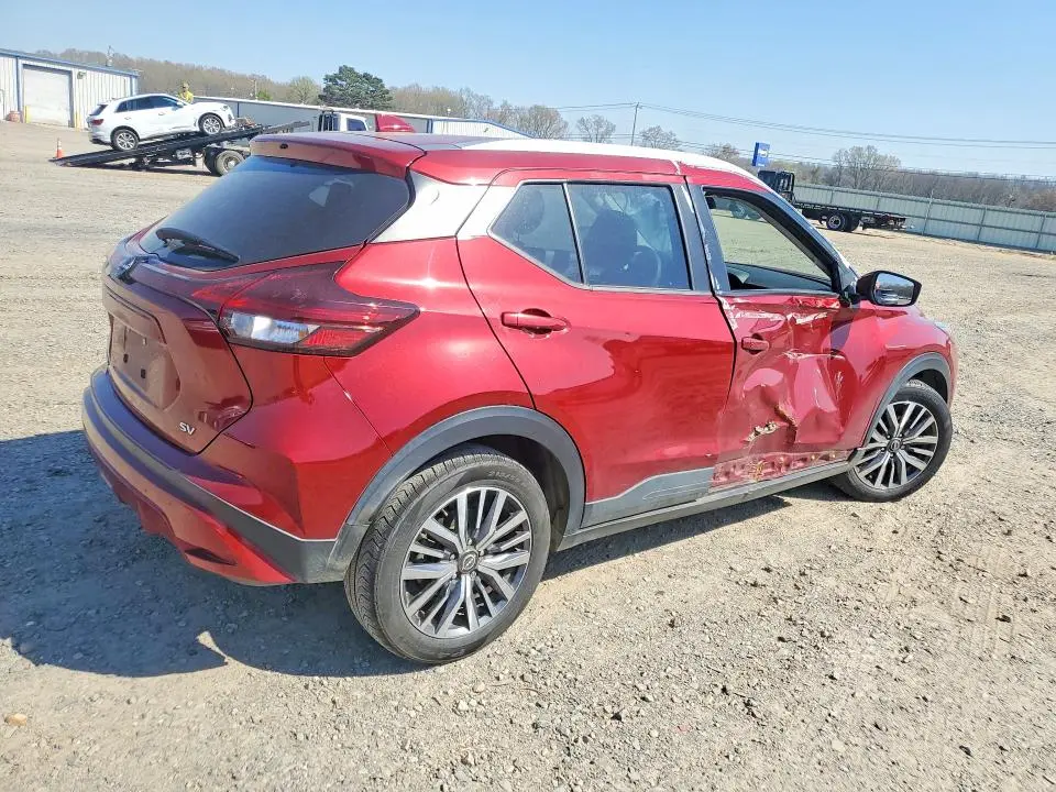 2023 NISSAN KICKS SV  