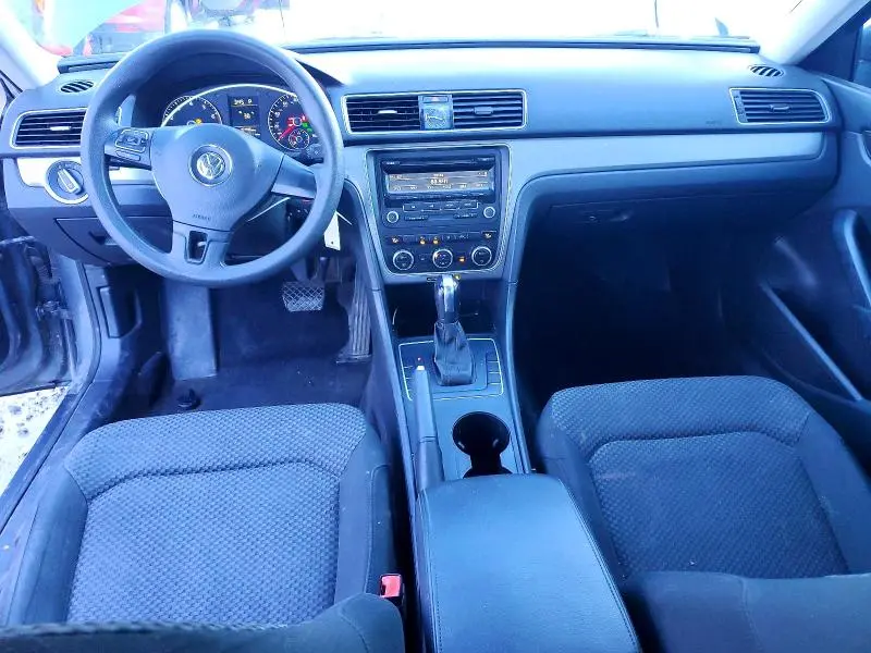 2012 VOLKSWAGEN PASSAT S  