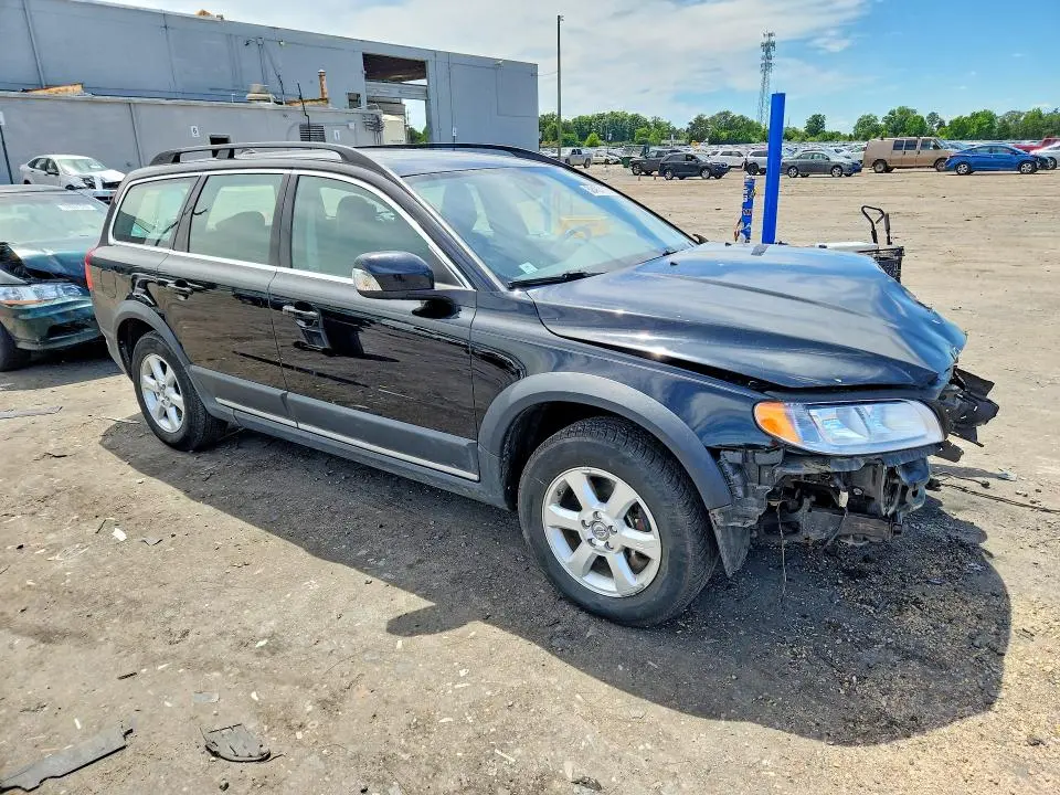 2010 VOLVO XC70 3.2  